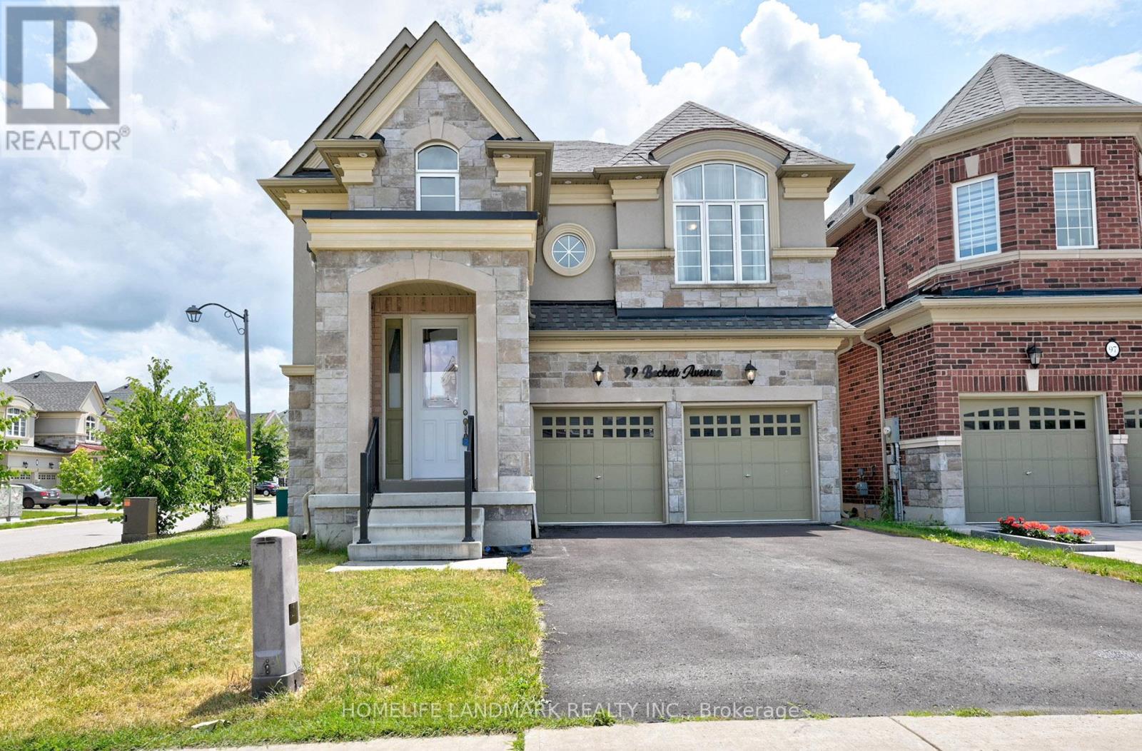 99 Beckett Ave, East Gwillimbury, ON L9N 0S6