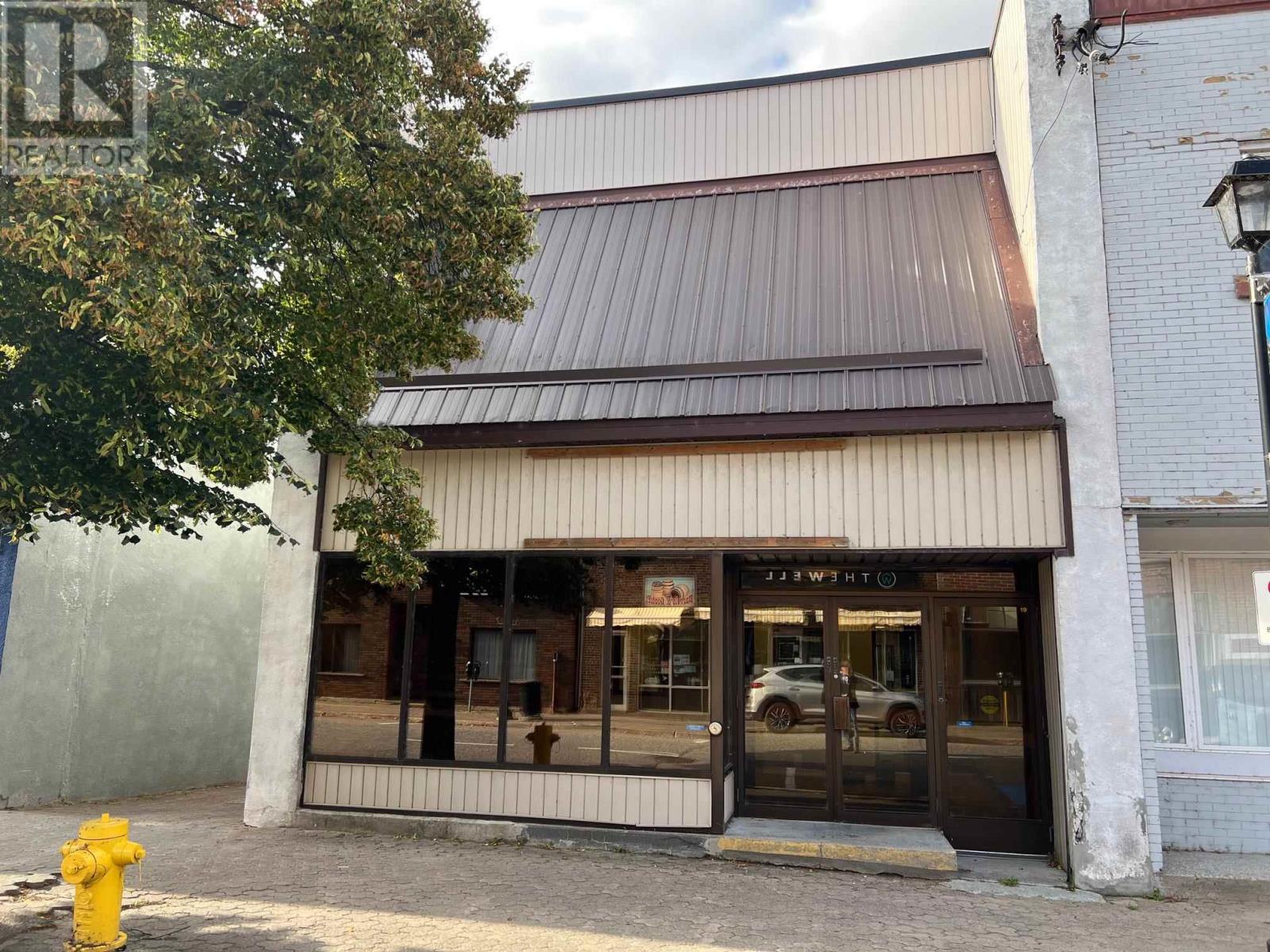 19 Woodward Ave, Blind River, ON P0R 1B0