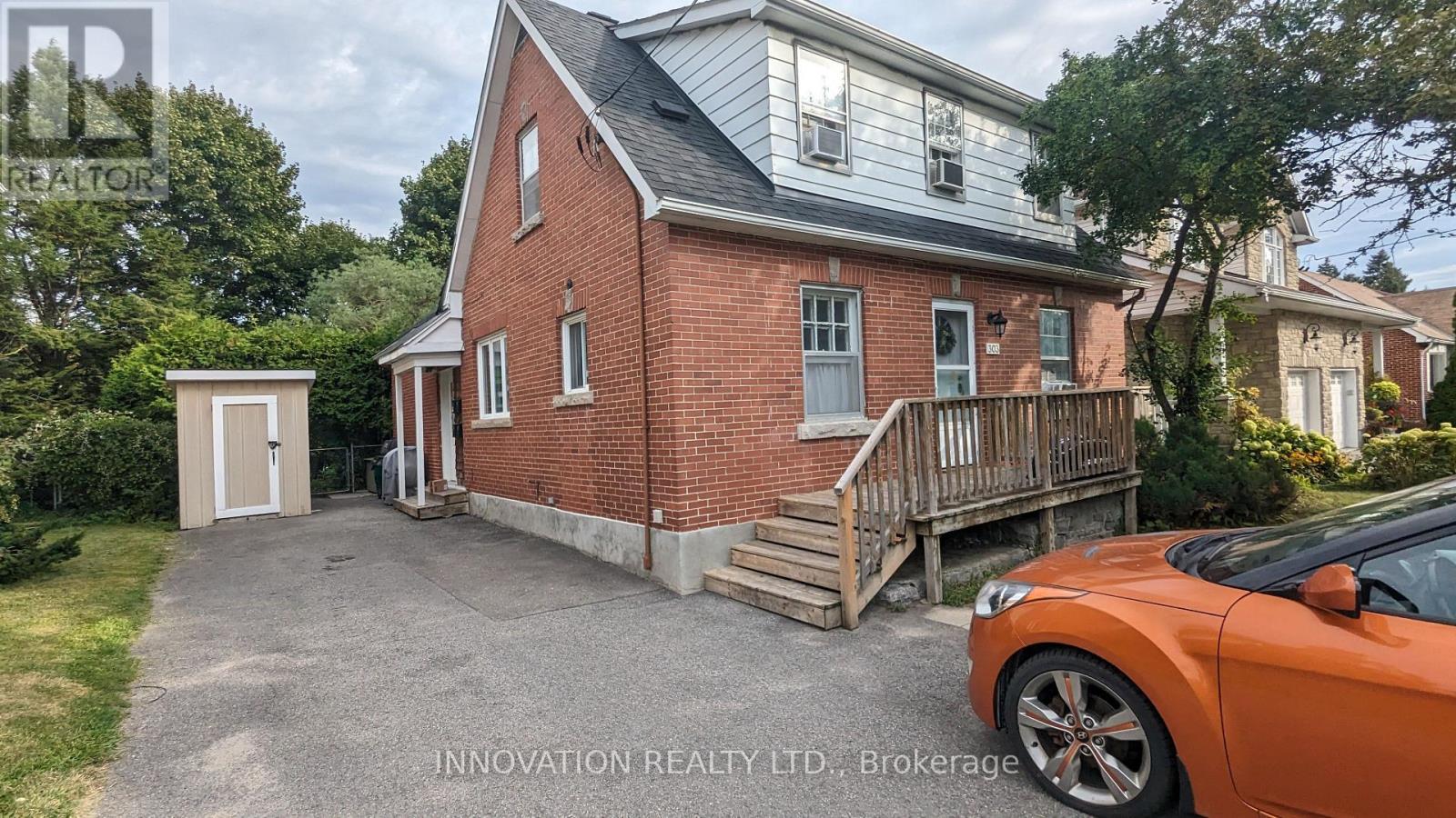 303 Avondale Ave, Ottawa, ON K1Z 7G7