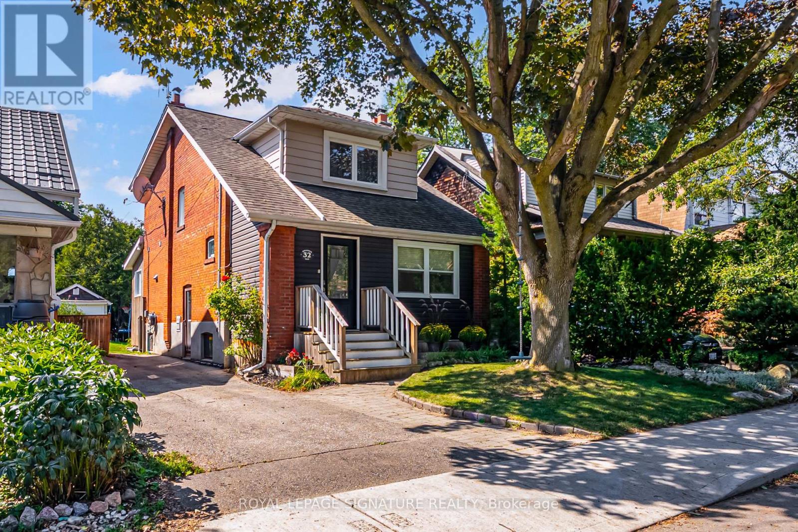 32 Wheatfield Rd, Toronto, ON M8V 2P6