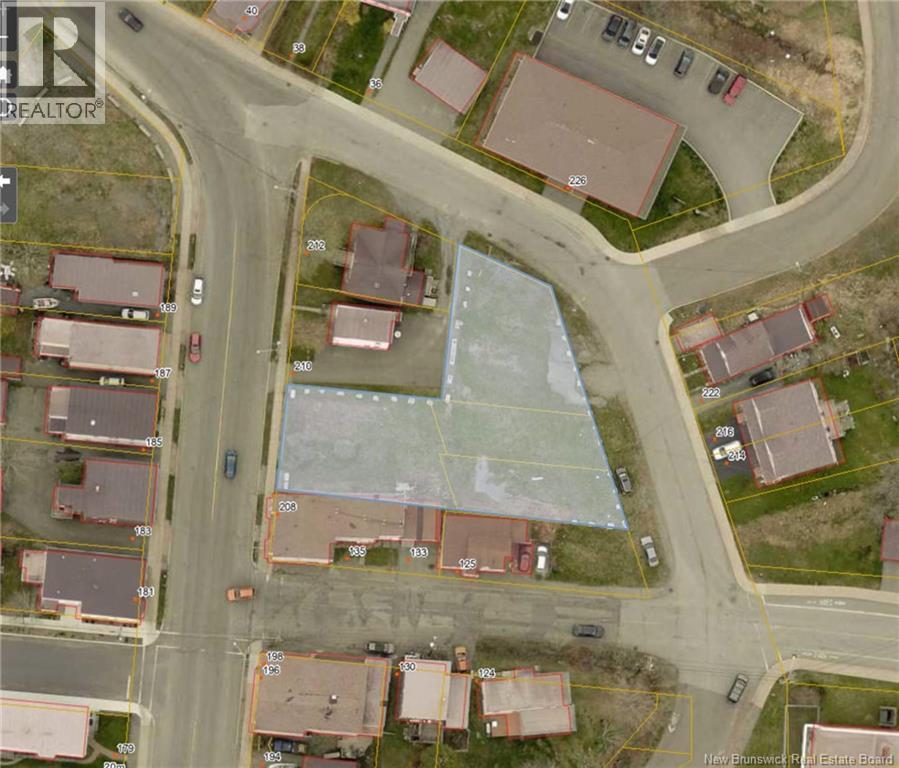 204 Adelaide St, Saint John, NB E2K 1W4