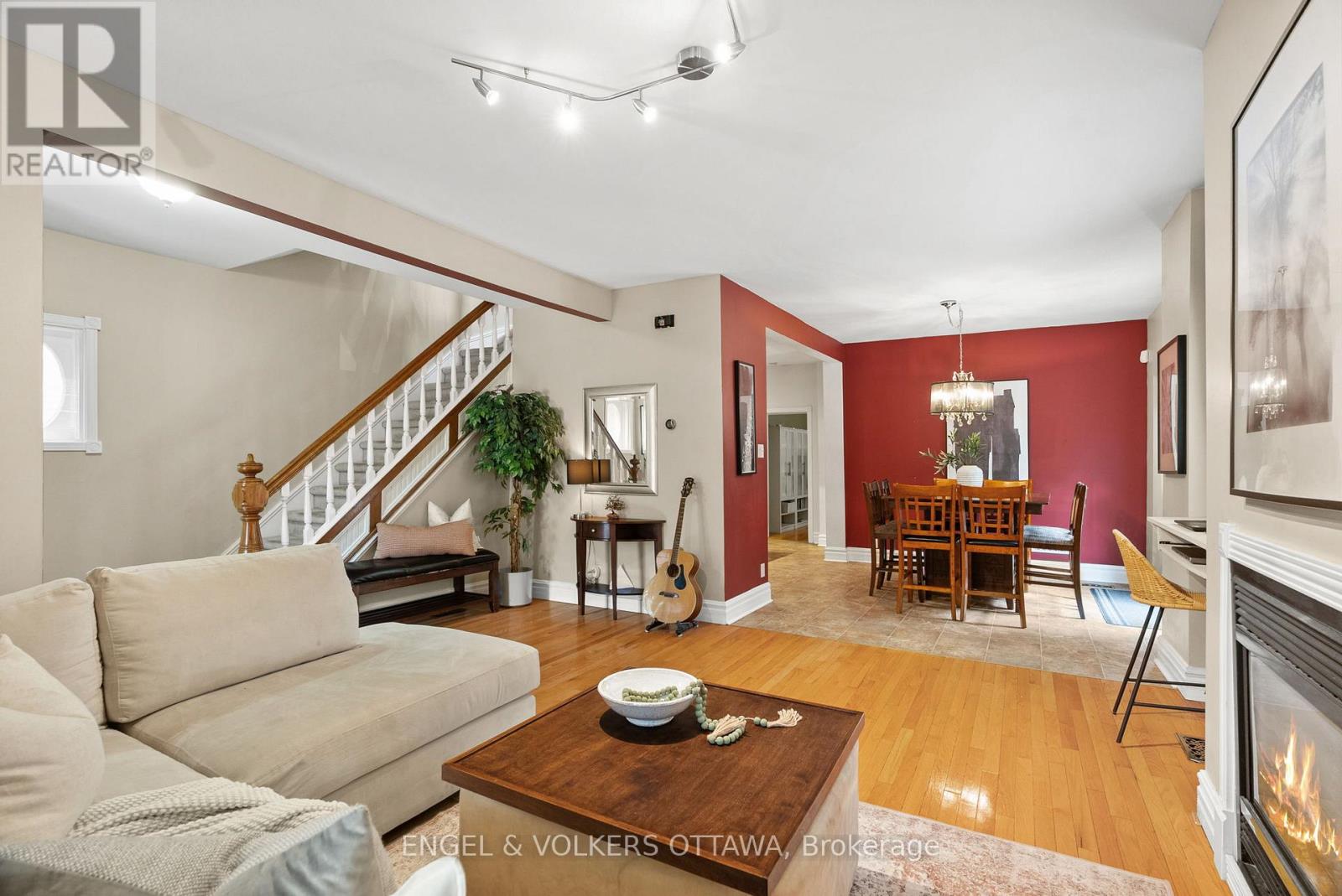 505 Lyon St N, Ottawa, ON K1R 5X6