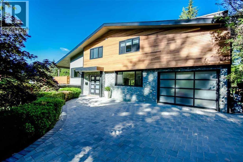 5257 Sonora Dr, North Vancouver, BC V7R 3V7