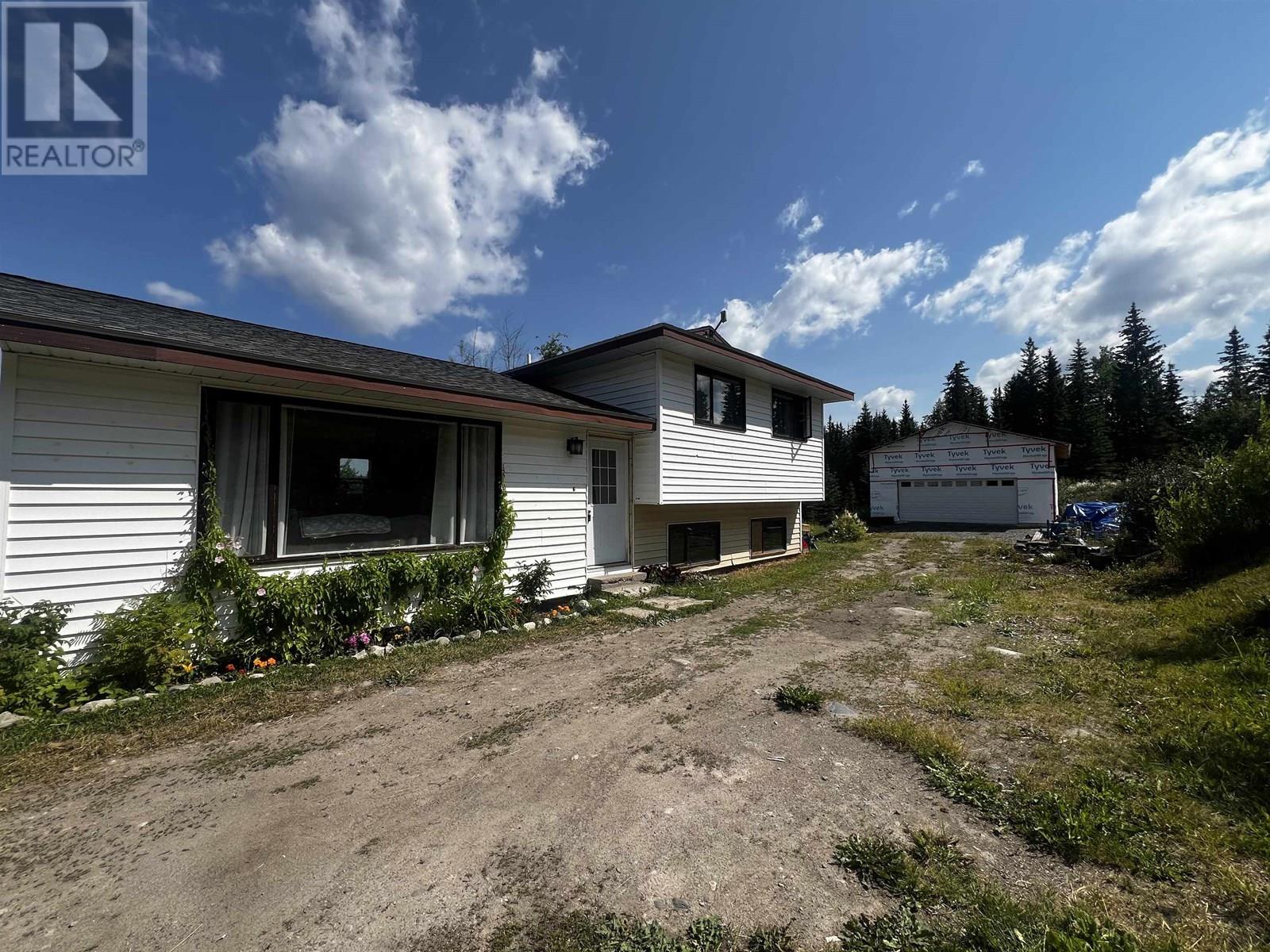 10897 Bayview Rd, Fraser Lake, BC V0J 1S0