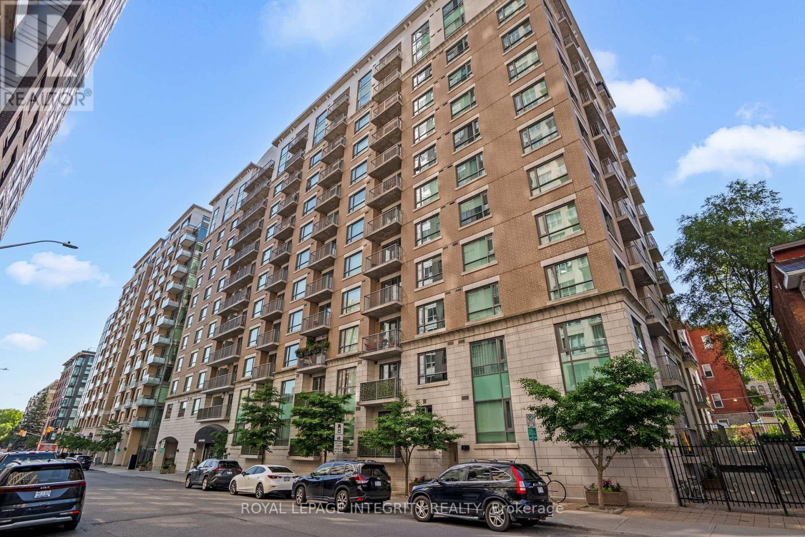 309 200 Besserer St N, Ottawa, ON K1N 0A7