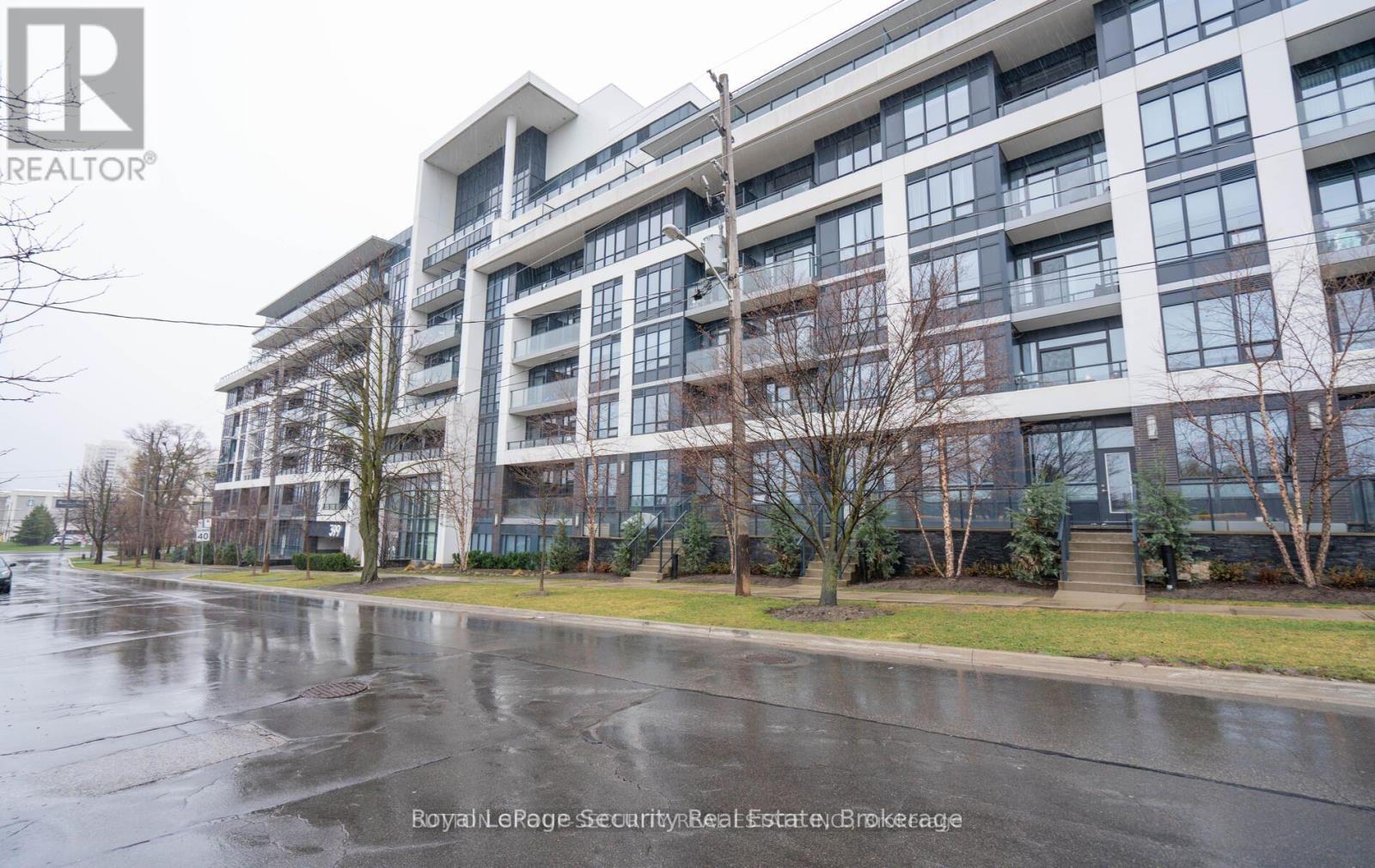 328 399 Spring Garden Ave, Toronto, ON M2N 3H6