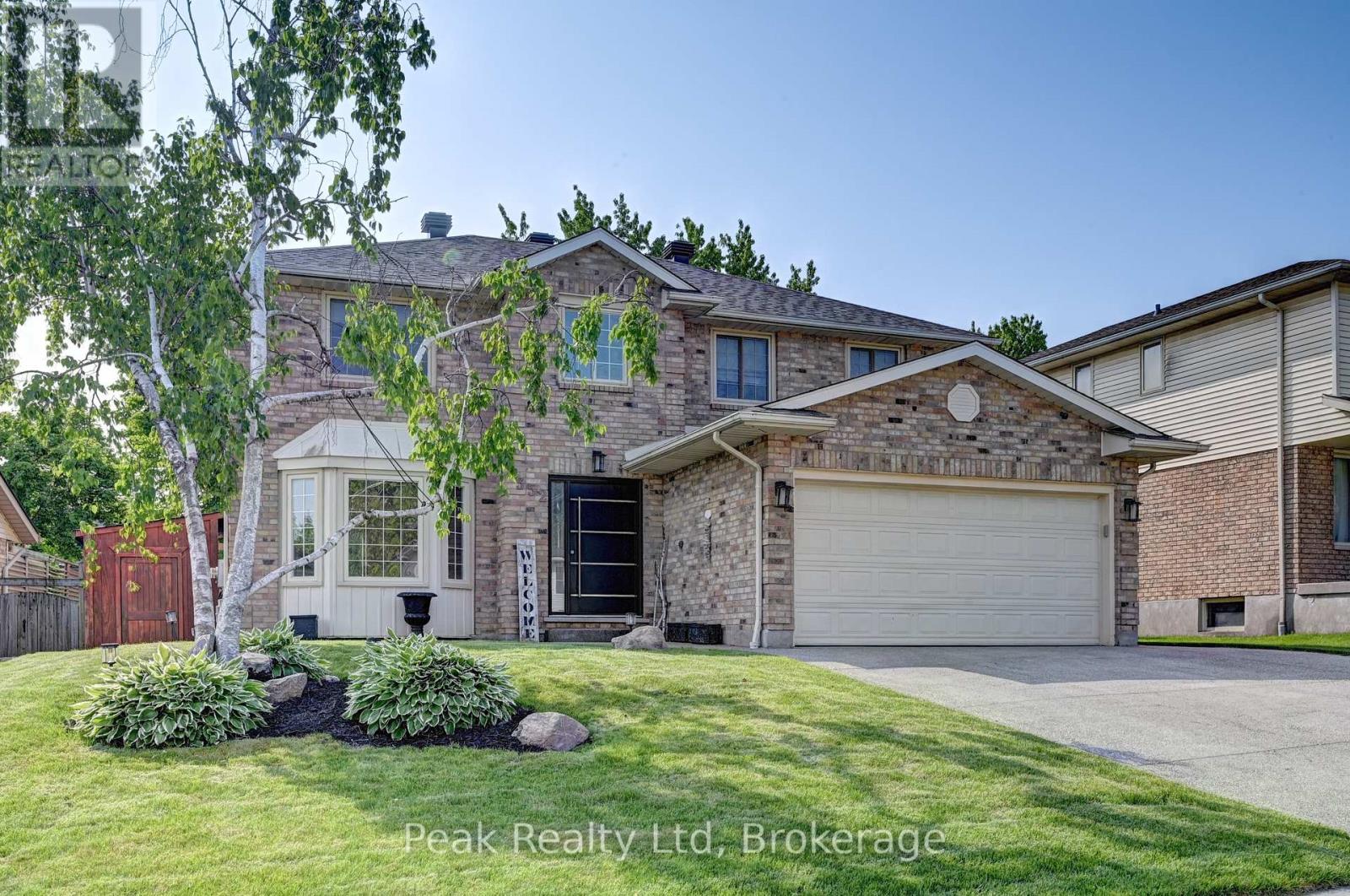 352 Stephanie Dr, Guelph, ON N1K 1R3