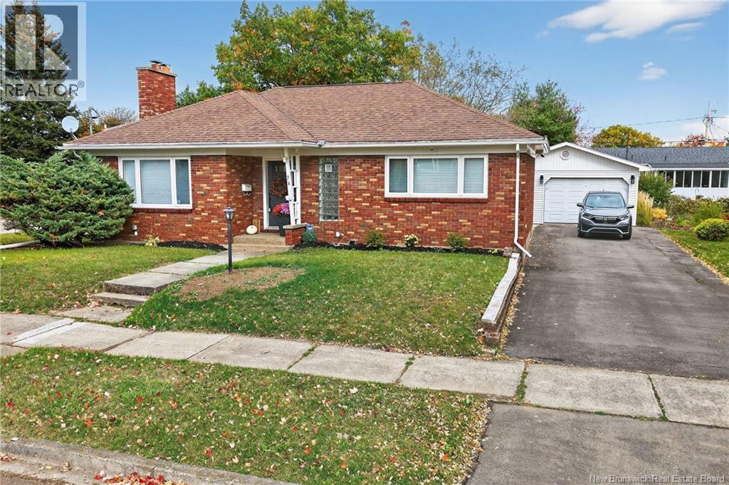 75 Century Dr, Moncton, NB E1E 2X8