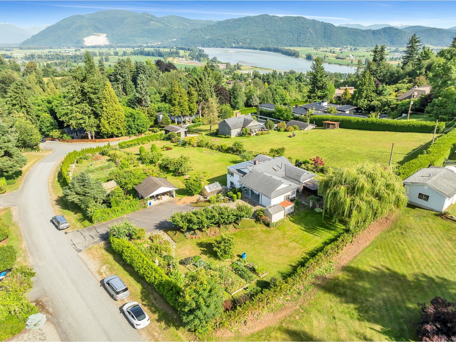 34578 Ireland Ave, Mission, BC V2V 6W1