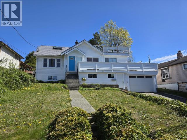 4516 Marine Ave, Powell River, BC V8A 2K4