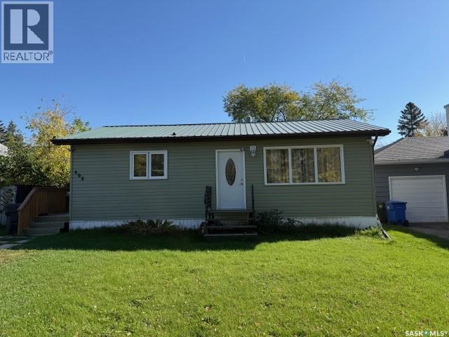 608 East Ave, Kamsack, SK S0A 1S0