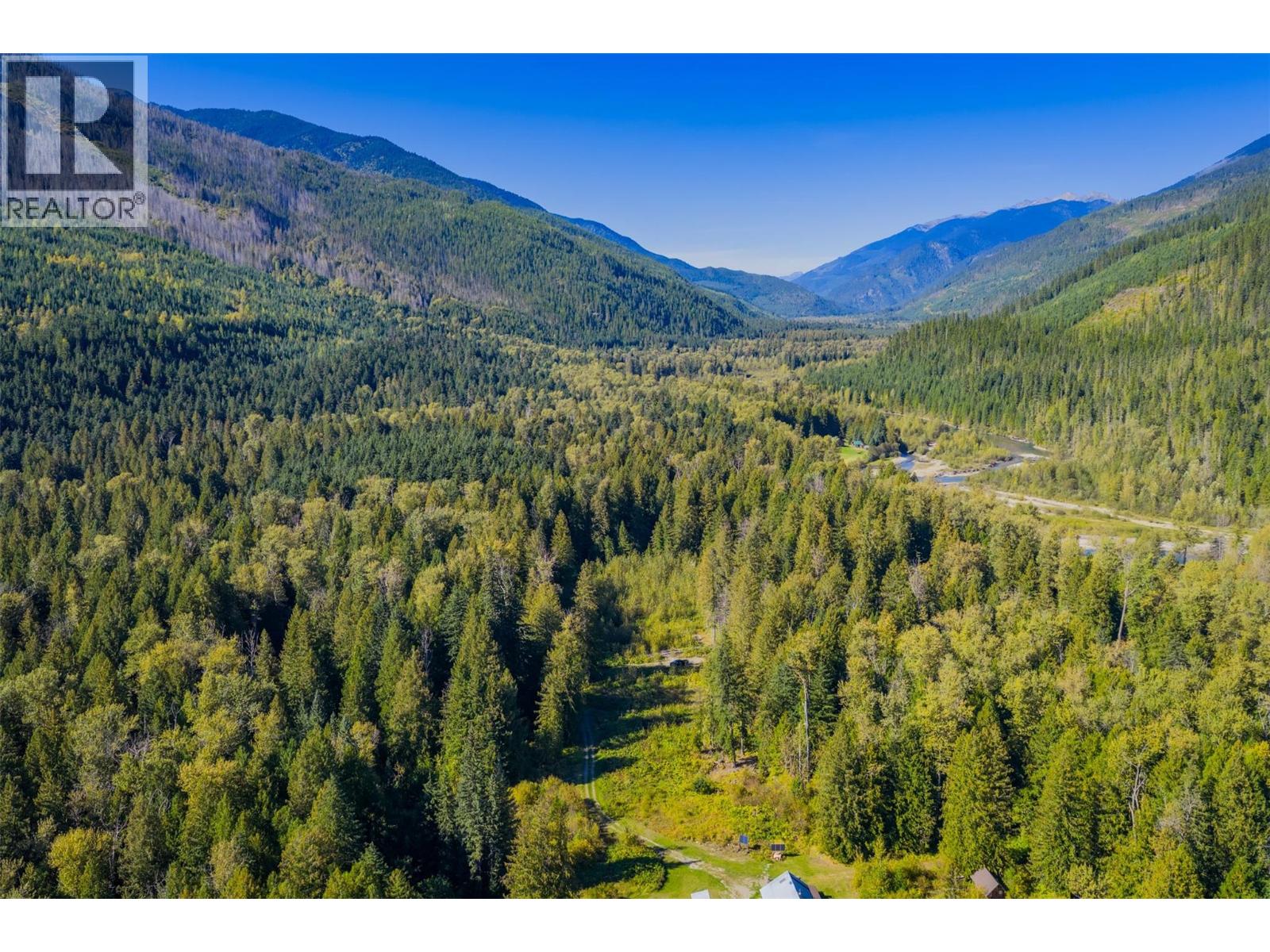 Marquis Street, Poplar Creek, BC V0G 1N0