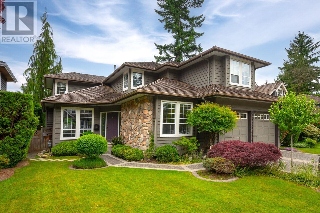 1273 Eldon Rd, North Vancouver, BC V7R 1T5