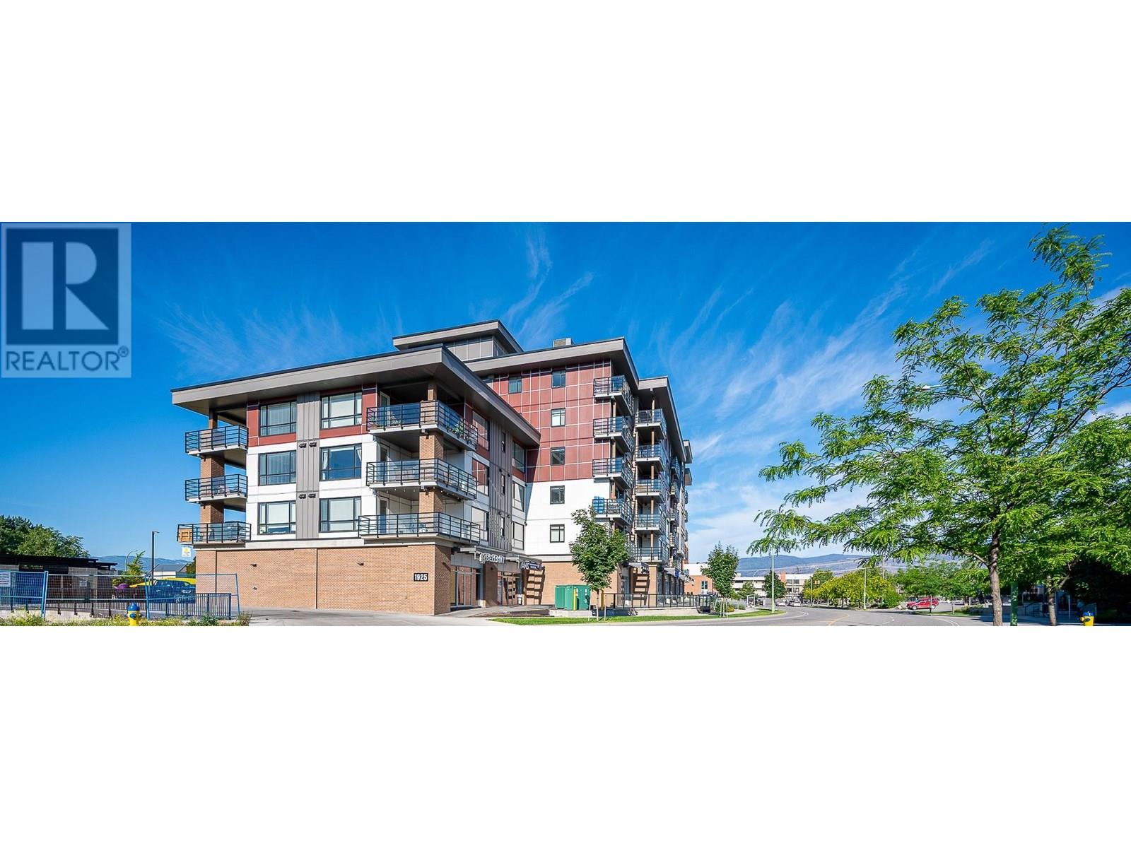 1925 Enterprise Way Unit 302, Kelowna, BC V1Y 0J8