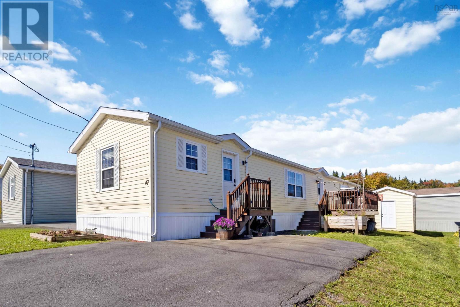 47 Bonavista Dr, Harrietsfield, NS B3V 0B8