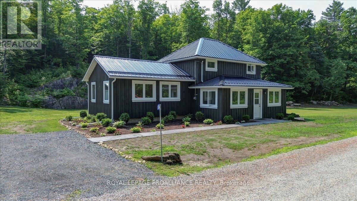 1040 Snider Rd, North Frontenac, ON K0H 1K0