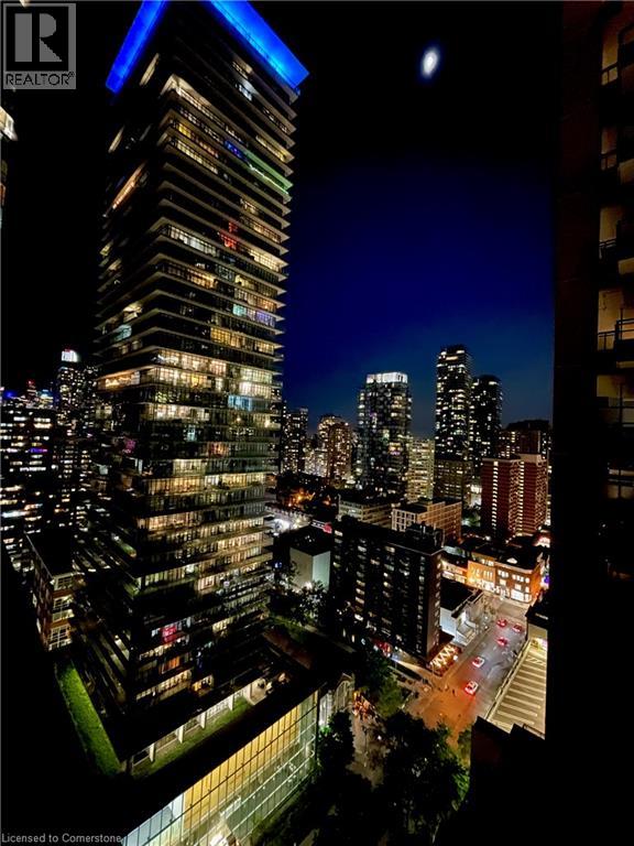 42 Charles Street E Unit 2206, Toronto, ON M4Y 1N3