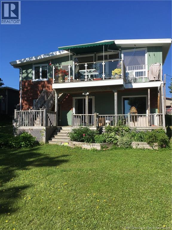 845 Oneil Ave, Bathurst, NB E2A 2L2