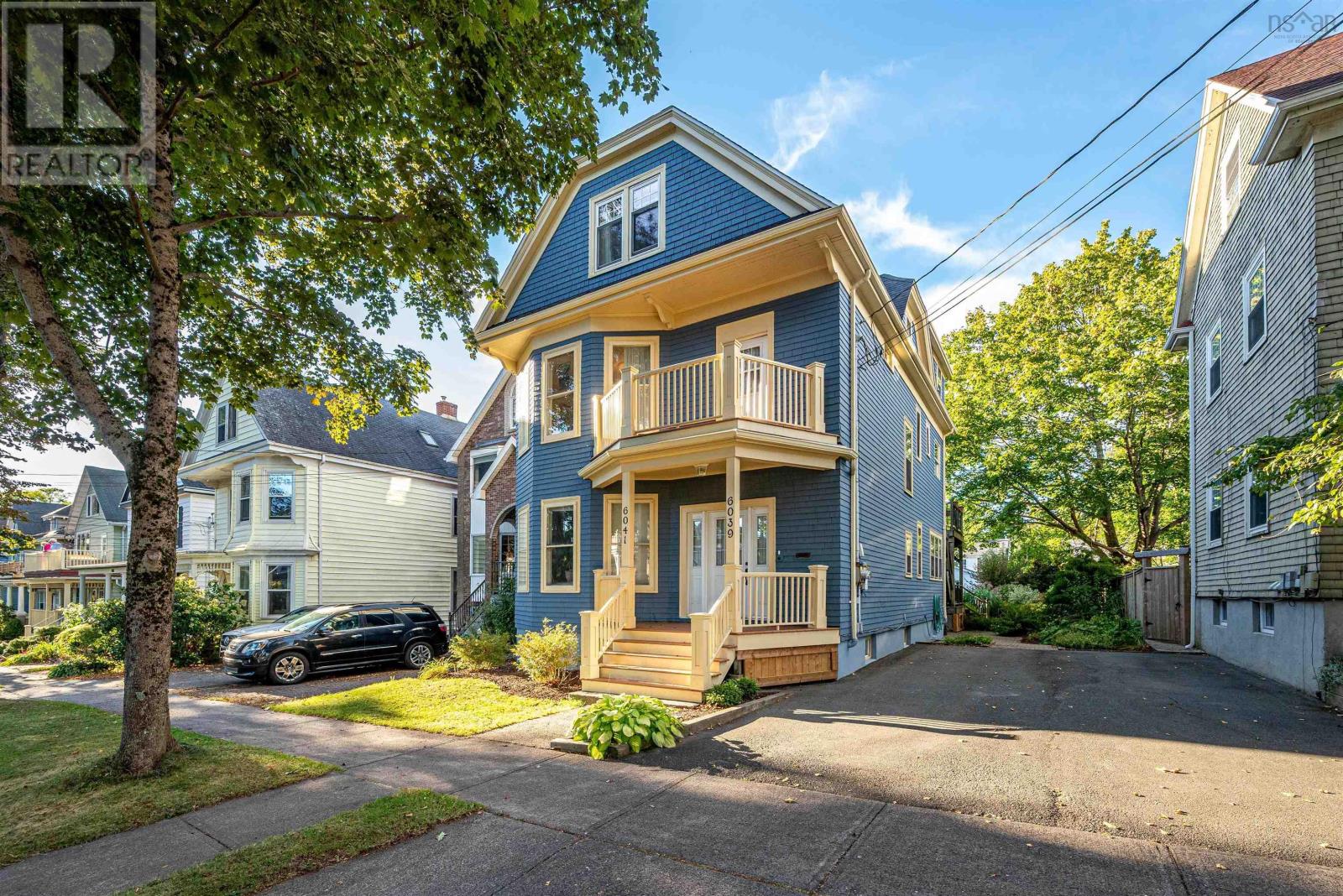 6041 Cherry St, Halifax, NS B3H 2K4