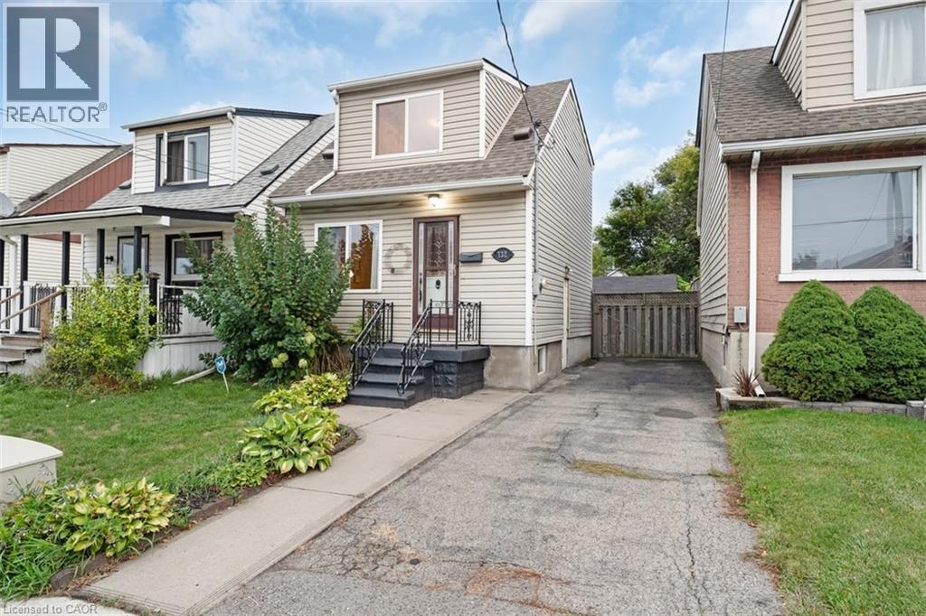 732 Tate Ave, Hamilton, ON L8H 6L7