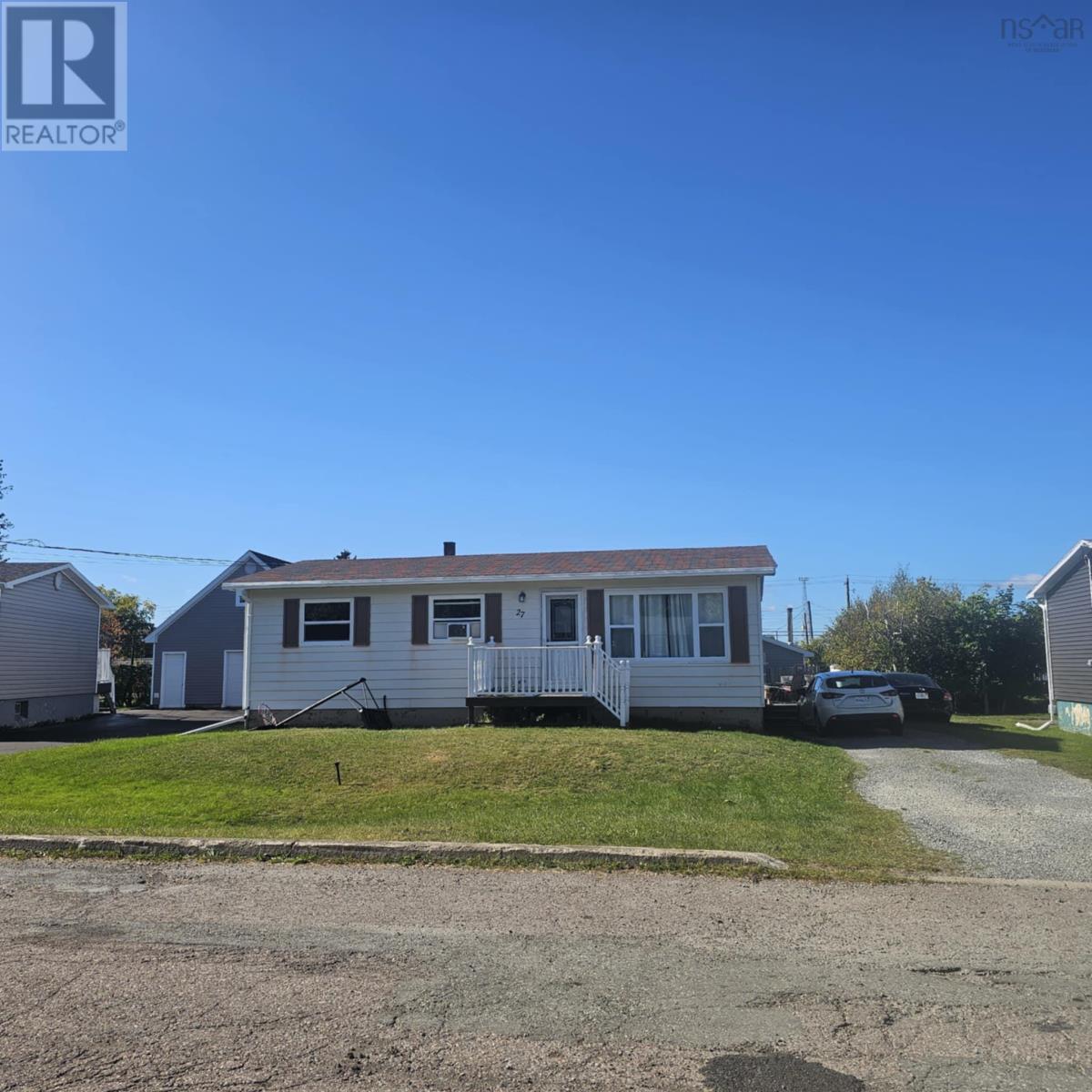 27 Crystal Dr, Florence, NS B1P 2J1