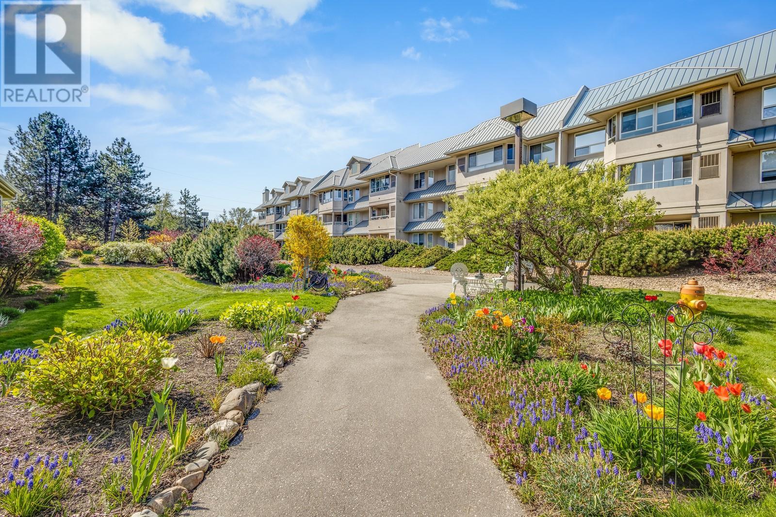 1961 Durnin Road Unit 306, Kelowna, BC V1X 7Z6