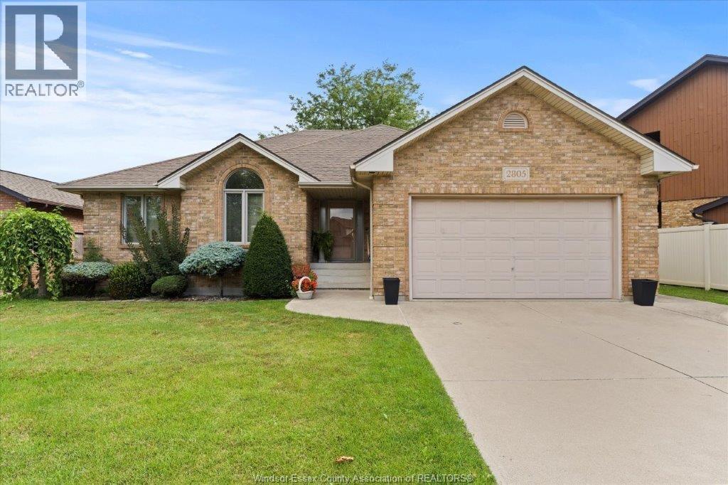 2805 Mangin Cres, Windsor, ON N9E 4K6