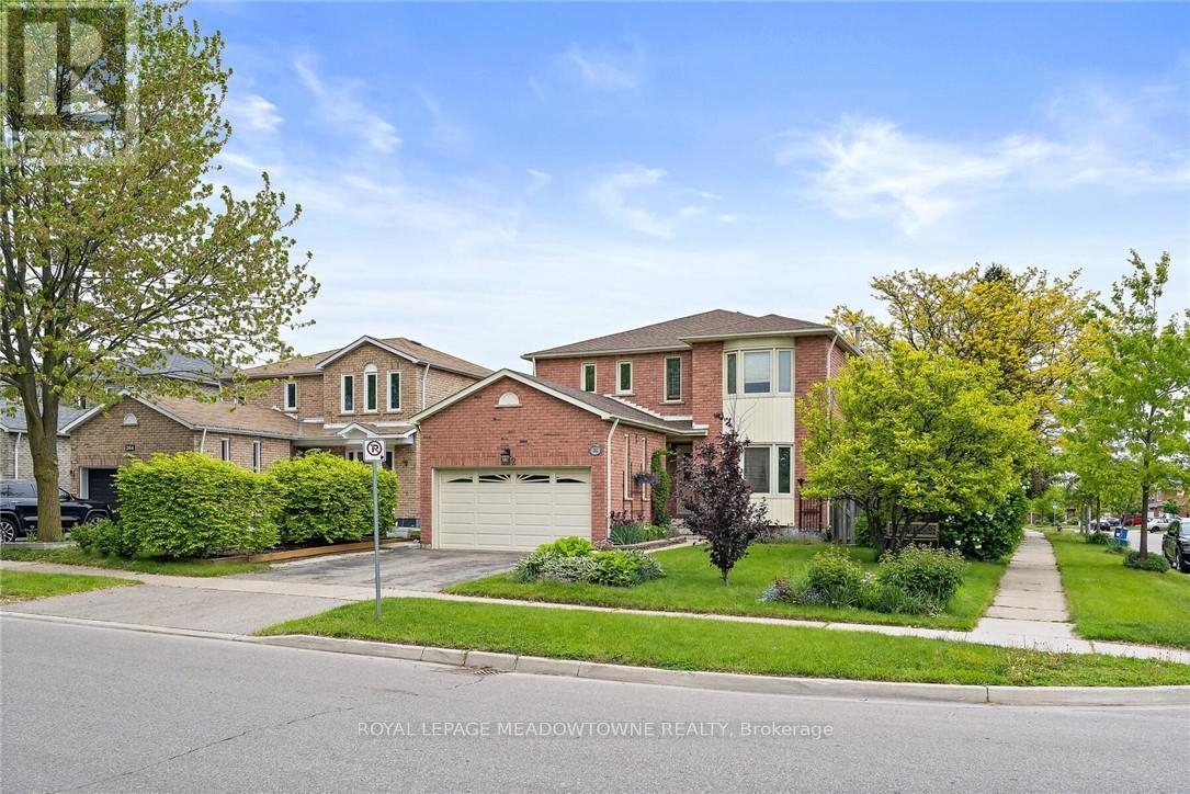 262 Murray St, Brampton, ON L6X 3T4