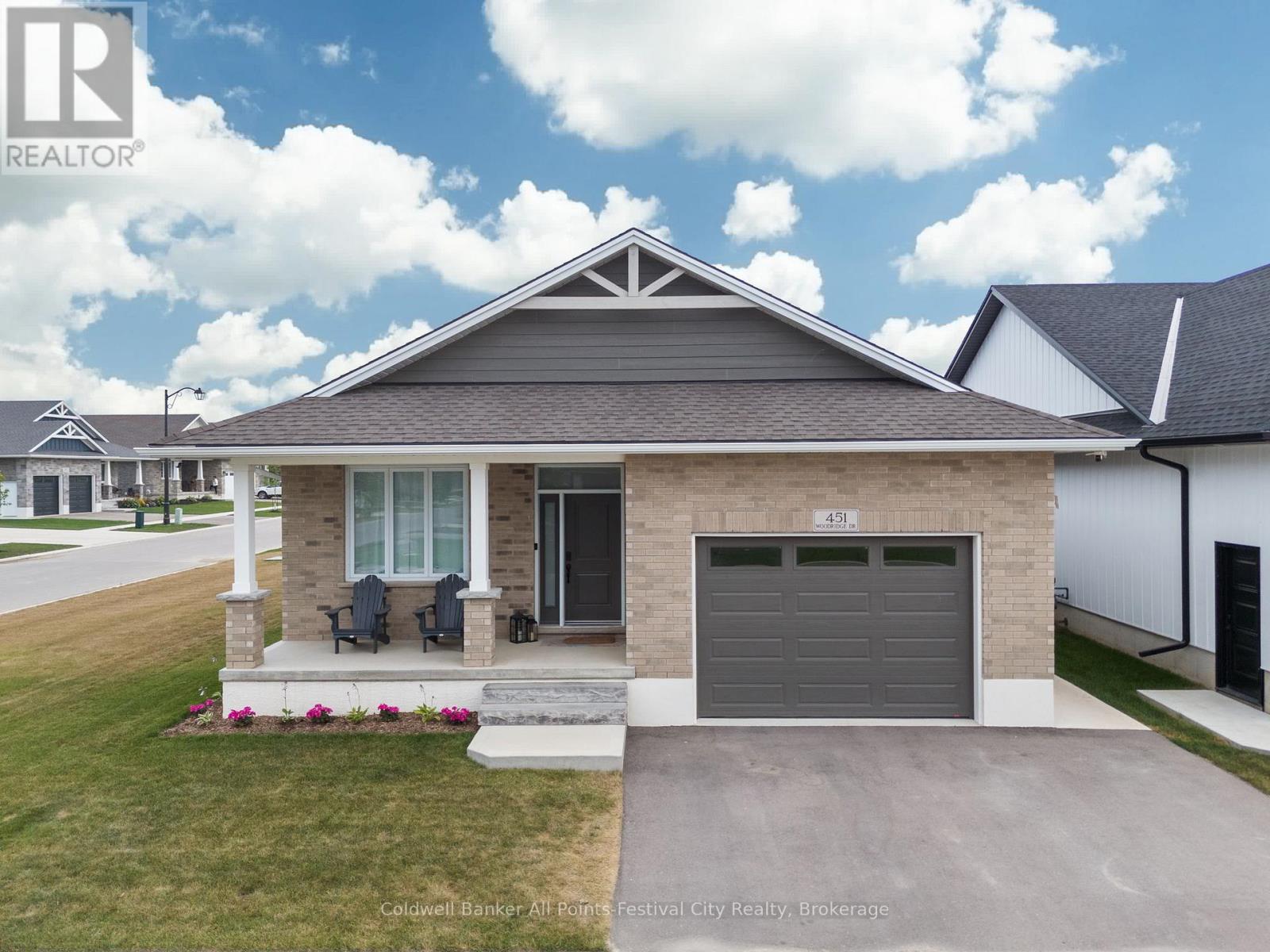 451 Woodridge Dr, Goderich, ON N7A 0C7