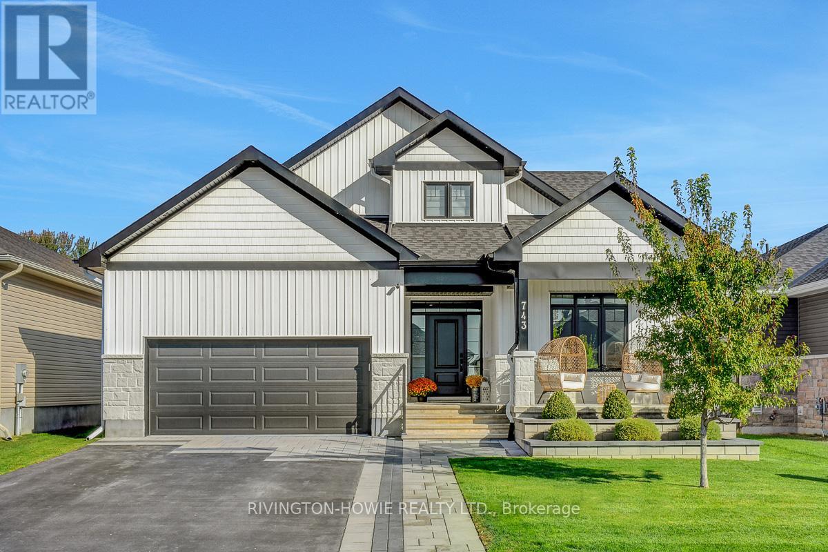 743 Meadowridge Cir, Ottawa, ON K0A 1L0