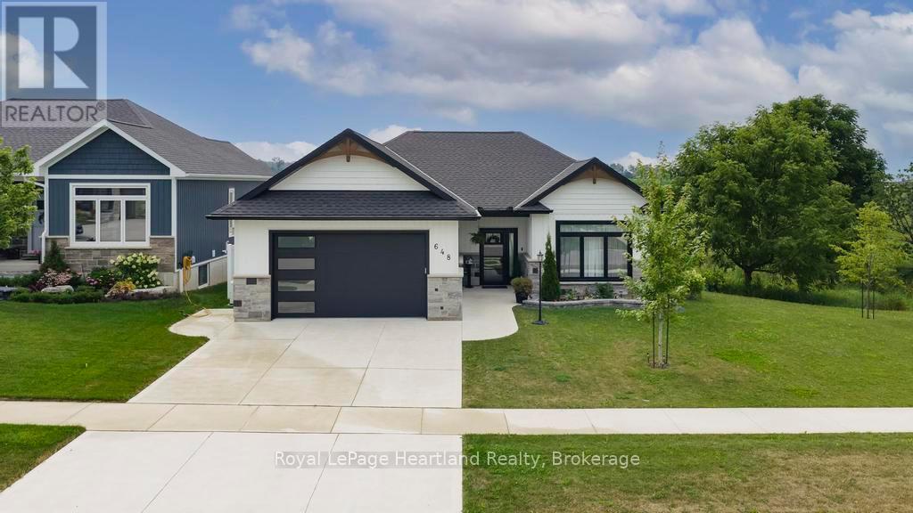 648 Gloria St, North Huron, ON N0M 1H0