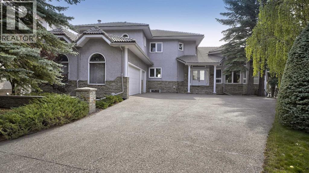 57 Edelweiss Pt NW, Calgary, AB T3A 4N5