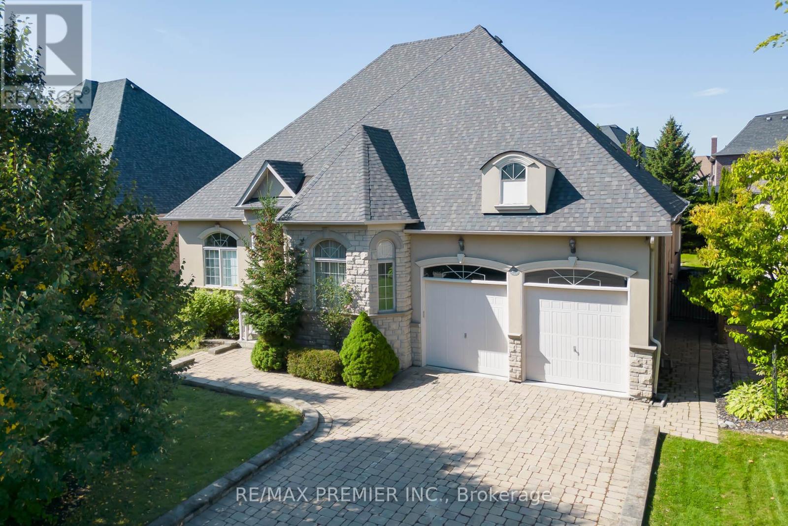 28 Timberwood Dr, Vaughan, ON L0J 1C0