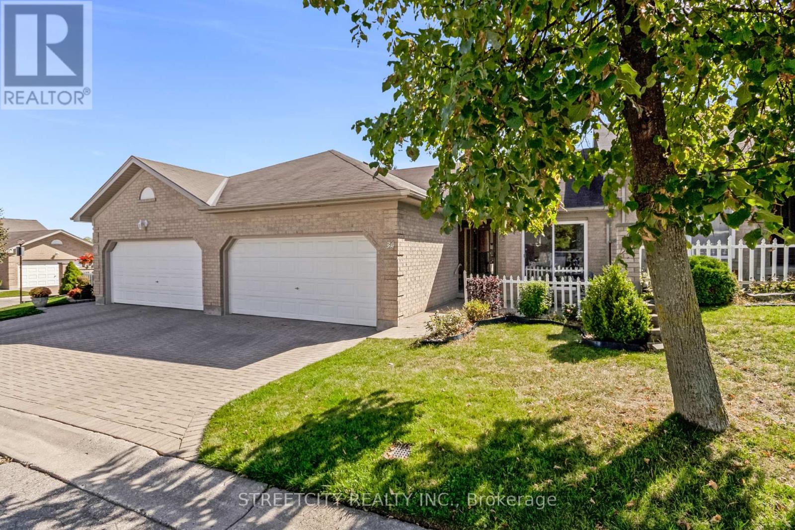 34 861 Shelborne St, London, ON N5Z 5C5