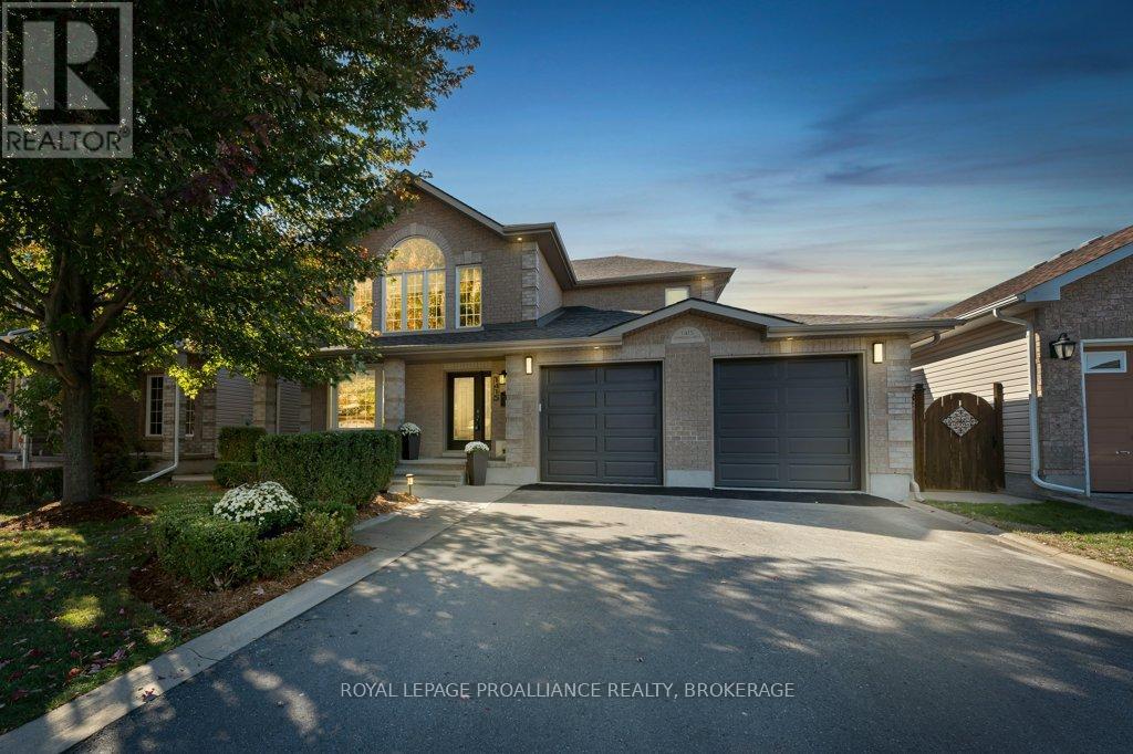 1415 Stoneridge Dr, Kingston, ON K7M 9H6