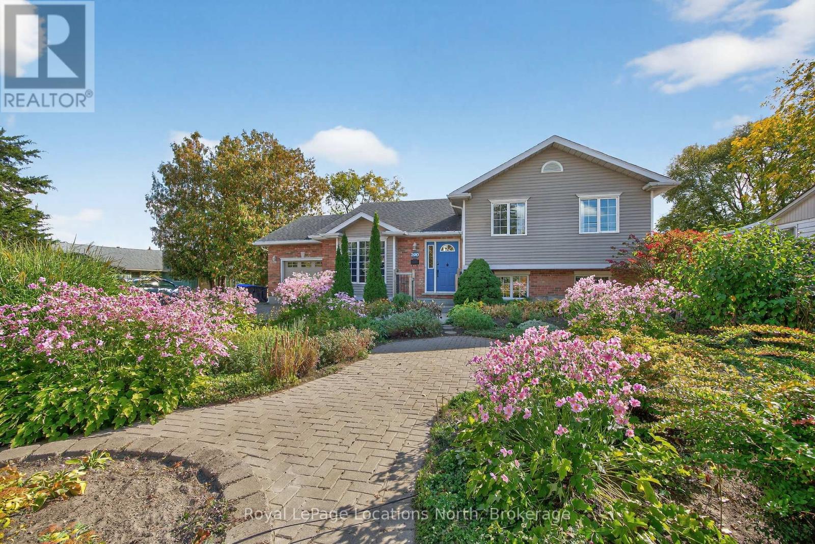 390 Sixth St, Collingwood, ON L9Y 1Z7