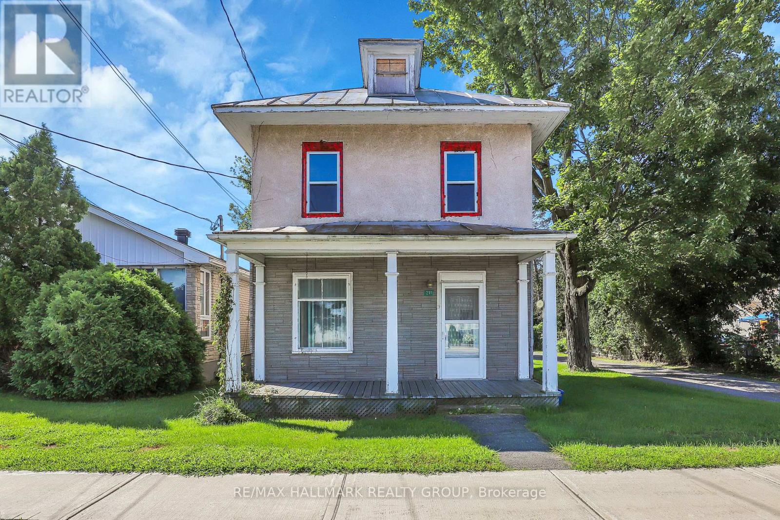 211 St Philippe St, Alfred and Plantagenet, ON K0B 1A0