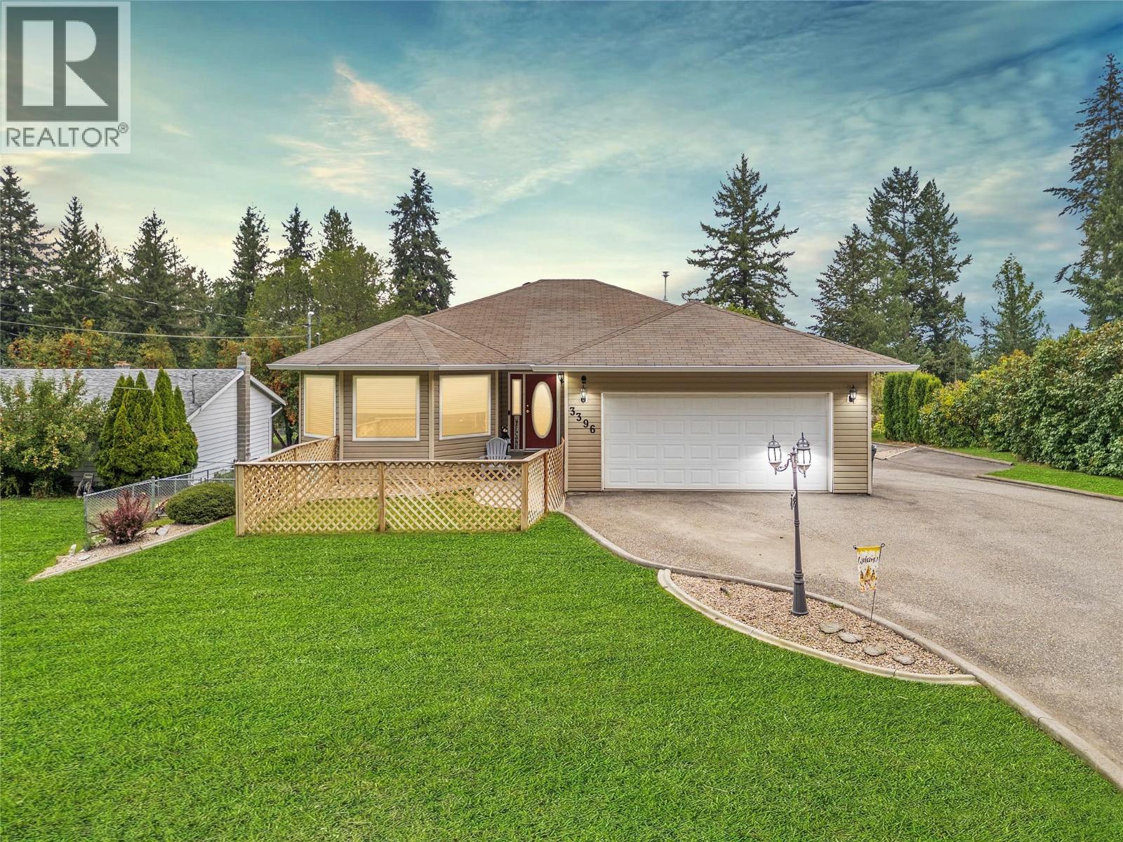 3396 Lockhart Dr, Spallumcheen, BC V4Y 0S7
