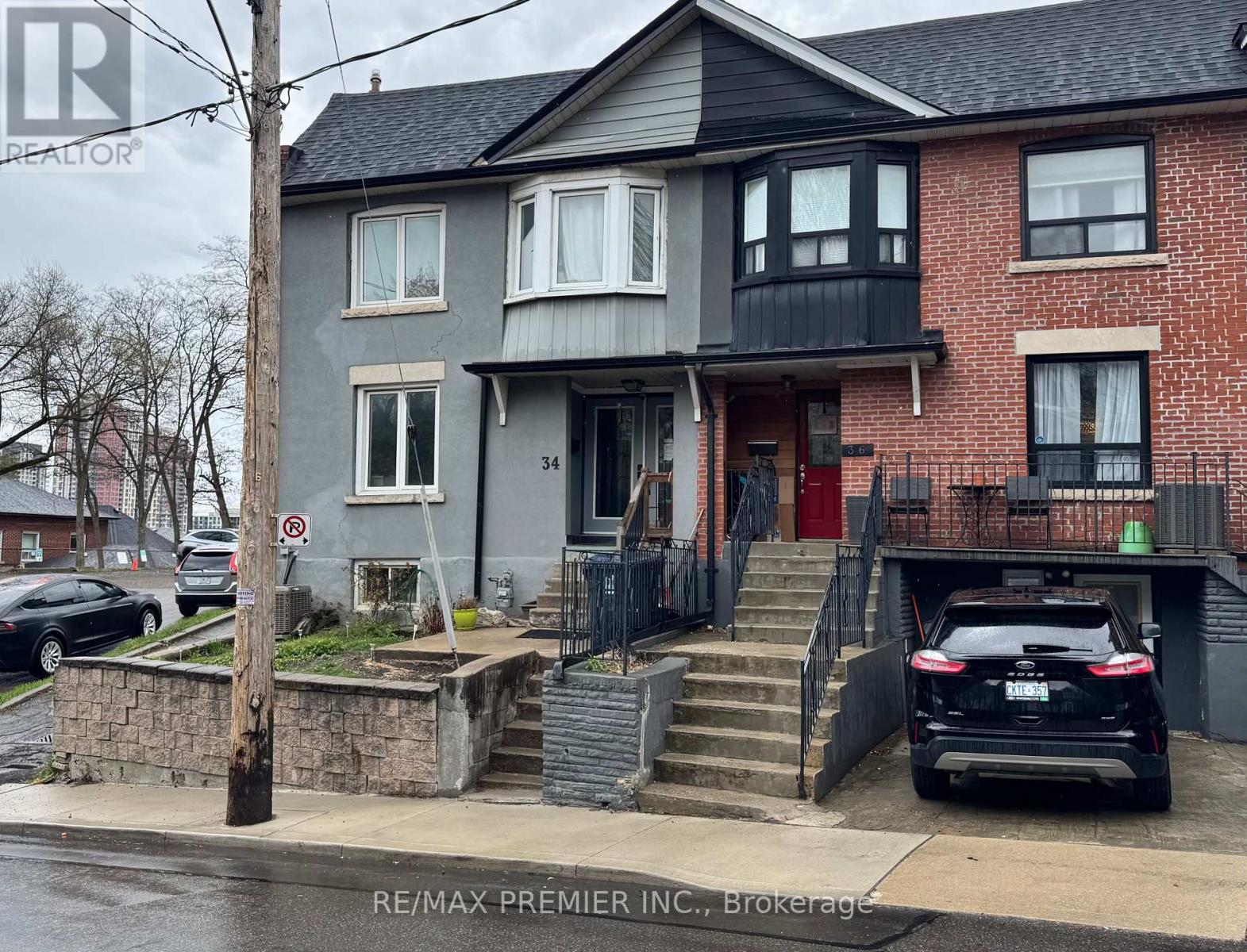 34 Mc Farland Ave, Toronto, ON M6H 3N1