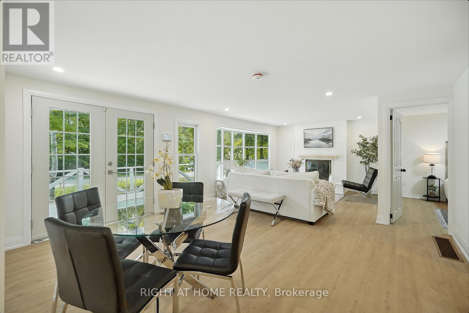 29 Nida Dr, Tiny, ON L9M 0B3