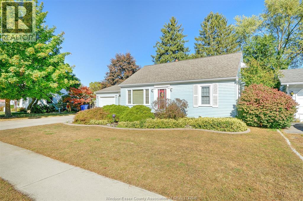 209 Kenwood, Lasalle, ON N9J 1R7