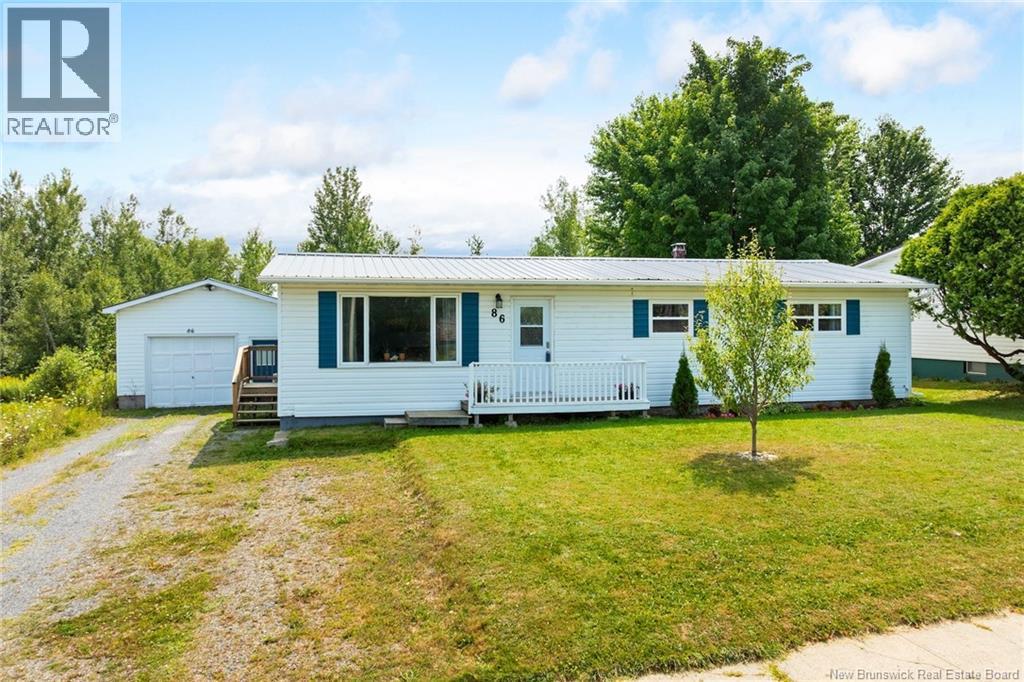 86 Landegger Dr, Nackawic, NB E3G 1G2