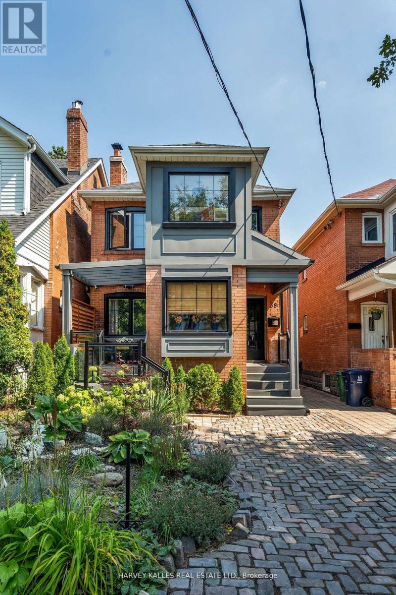 39 Standish Ave, Toronto, ON M4W 3B2