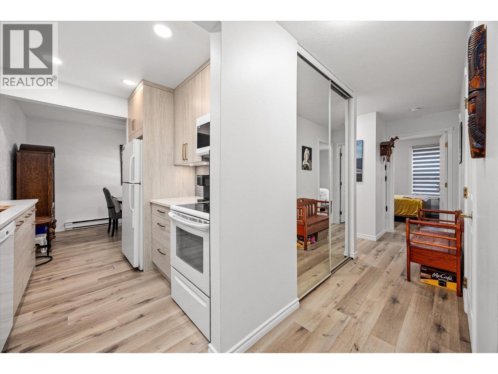 575 Sutherland Avenue Unit 107, Kelowna, BC V1Y 8V1