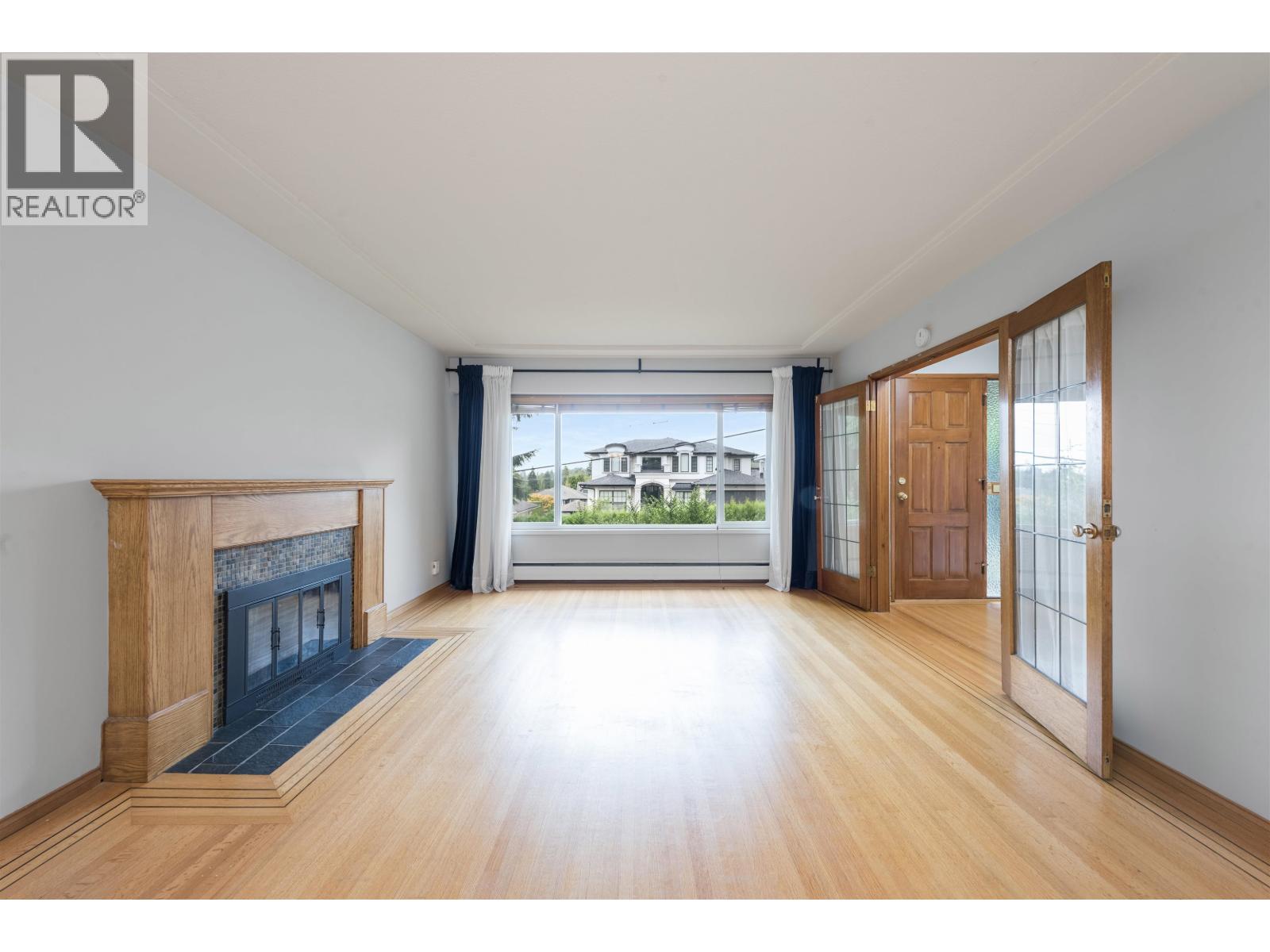7988 Edson Ave, Burnaby, BC V5J 3W7