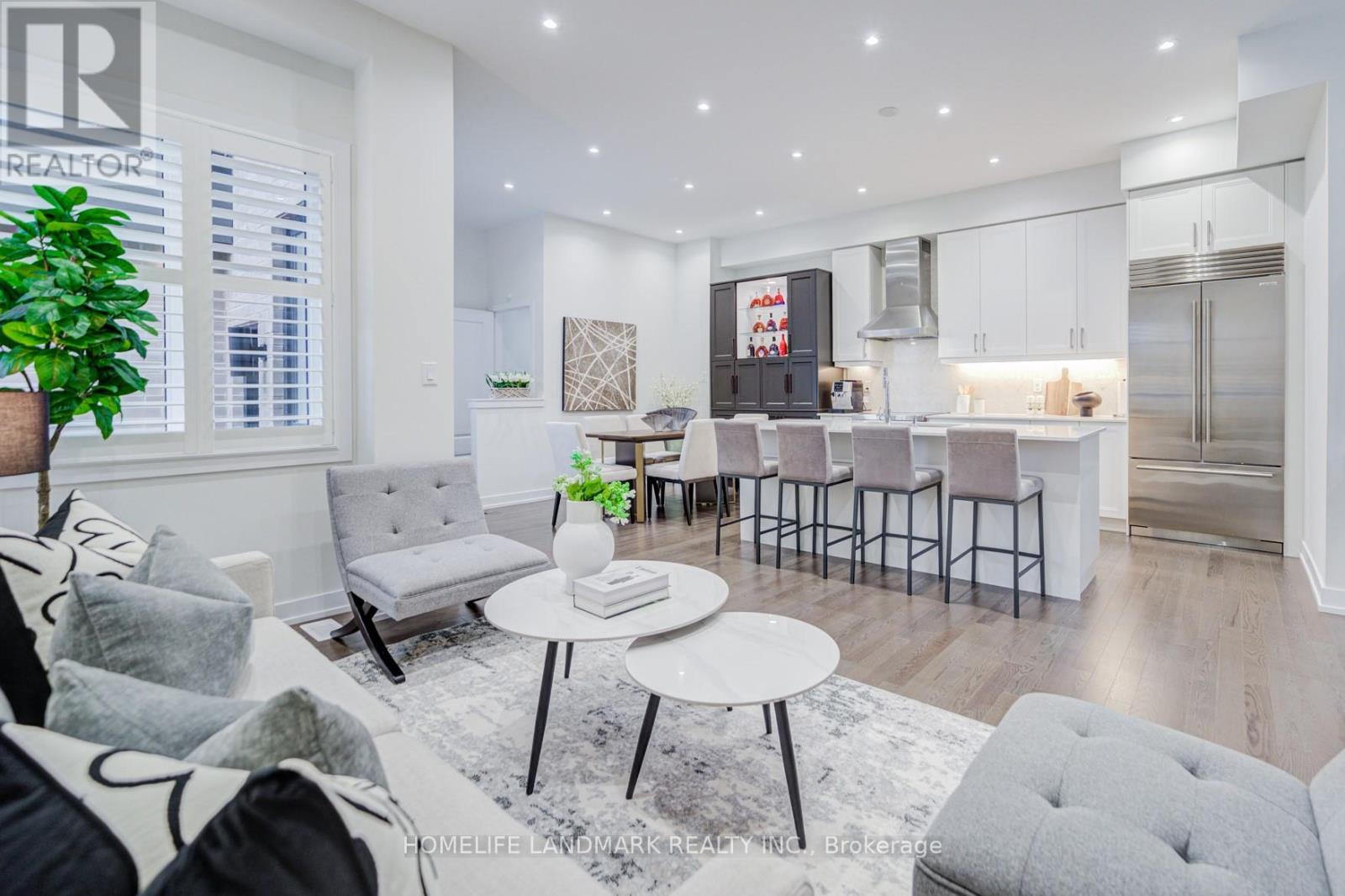 33 Golden Fern St, Markham, ON L6B 0V3