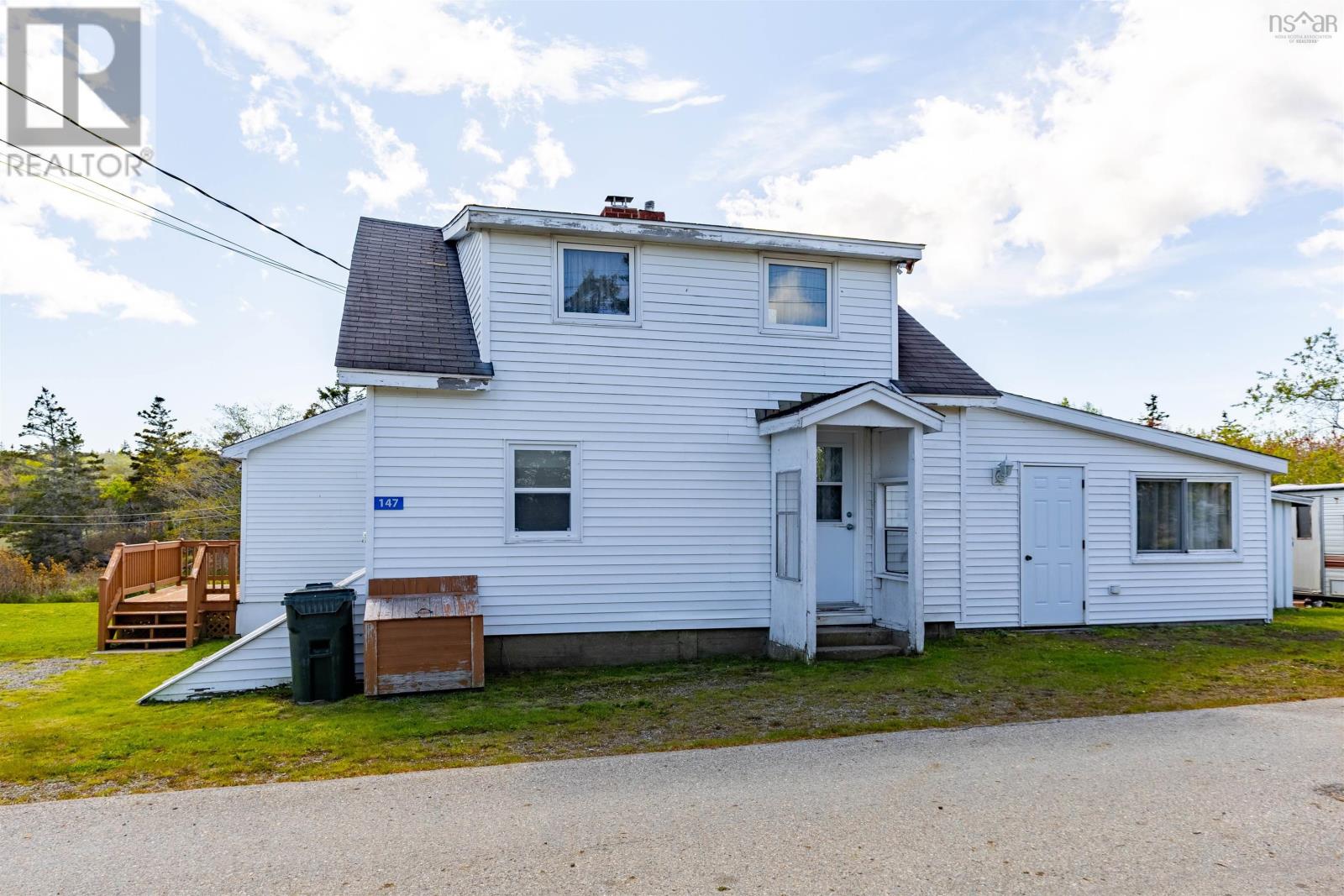 147 Chemin Des Cottreau Rd, Wedgeport, NS B0W 3P0