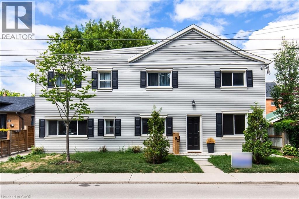 92 Pearl St S, Hamilton, ON L8P 3X2