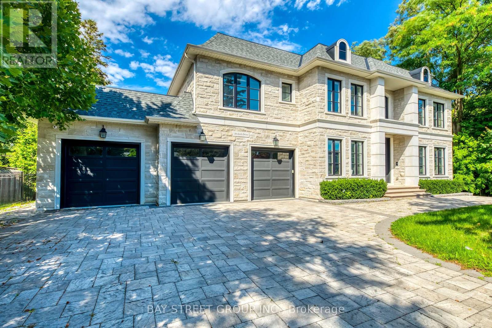 38 Kirk Dr, Markham Royal Orchard, ON L3T 3L1