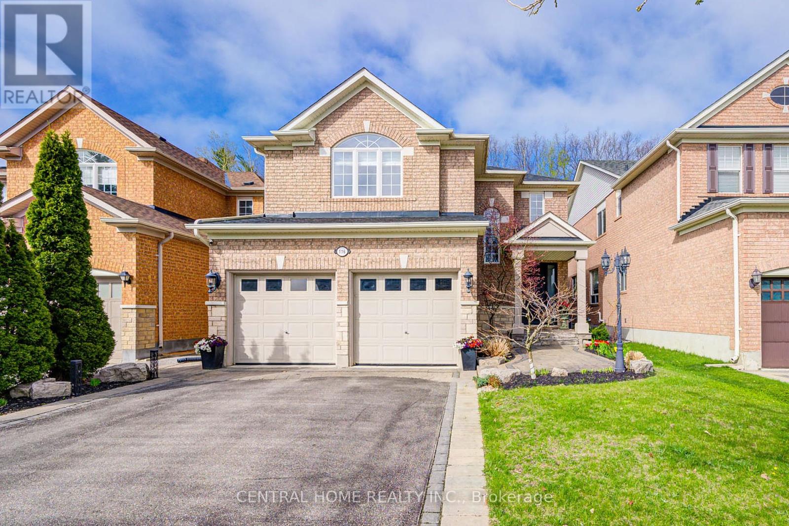 116 Wood Rim Dr, Richmond Hill, ON L4E 4N8